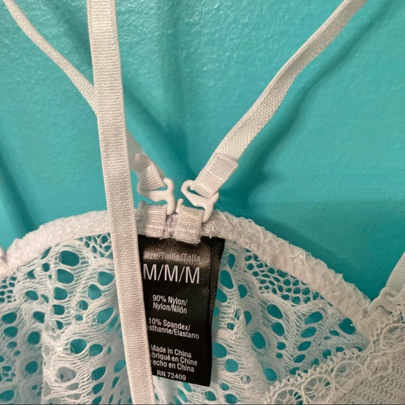 Bralette Lightly lined Semi-sheer Lace Medium and Large - Picture 14 of 16